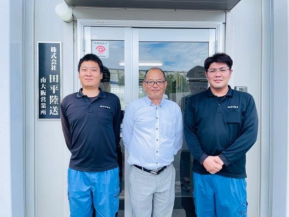 中型4ｔルート配送ドライバー／お昼までのお仕事！大手スーパーへの地場配送！月給28万円以上！
