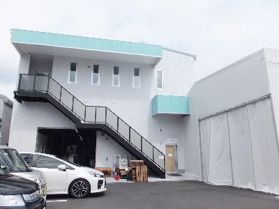 ご応募の際に特別な資格や知識は不問です♪業務好調につき、営業スタッフを増員募集します♪