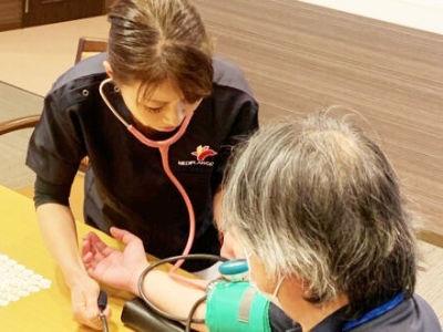 訪問看護ステーション所属の正社員看護師募集！有料老人ホーム 入居者様への訪問看護業務と併設デイサ...