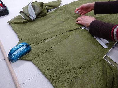 和裁のお仕事から一度離れてしまった方、時代とともに需要が少なくなり思うように和裁士として働けなか...