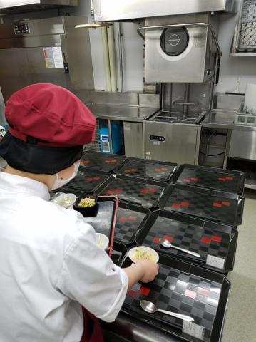 ◆急募！！◆調理師または栄養士正社員募集！◆40食程度の提供◆東大阪市御厨南の老人施設◆04304