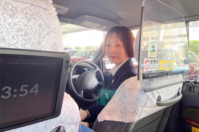 女性ドライバー増えてます！日勤のみ・週休2日制で働きやすさ◎福利厚生充実！未経験スタートOK◎