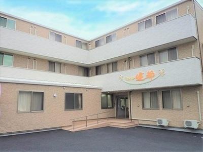 入居者様増加に伴い、介護スタッフを増員募集中です！ブランクのある方もOK♪まずはお気軽にご応募ください♪
