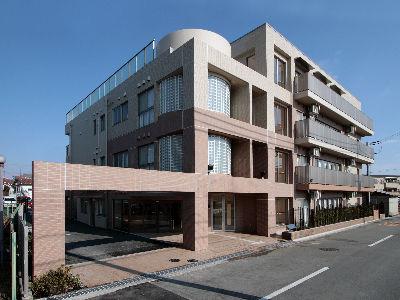 無資格・未経験OK！特養で介護のお仕事☆異業界・異業種からの若手（20代・30代）の方も活躍でき...