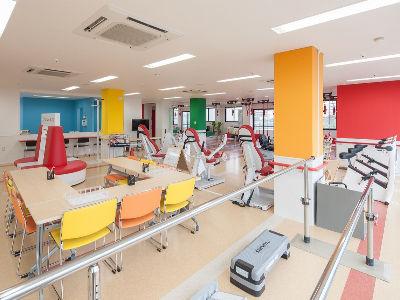 【性別・経験不問】面接では人柄を重視します！16：30までの勤務なのでご家庭との両立も可能です♪...
