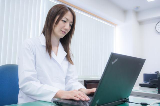 月給25万以上！栄養士責任者候補を募集しています！女性活躍中♪