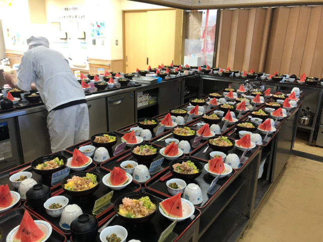 堺市西区　老人施設で調理　車・バイク通勤可◆安定雇用◆栄養士又は調理師免許必須08218