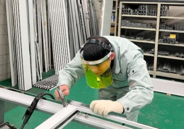 【ステンレス製品の溶接・組立等／正社員】未経験・男女OK！ものづくりに挑戦しよう！基本土日祝休み◎