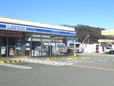 ローソンとガソリンスタンドが併設したお店です♪併用で勤務も可◎WワークOK！