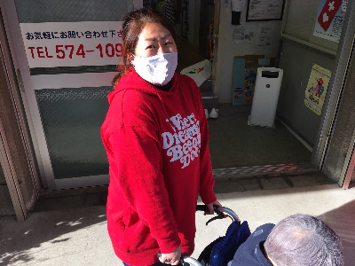 兵庫区エリア中心の訪問介護員（正社員）募集中！未経験OK！駅チカで通勤ラクラク＊原付・電動自転車...