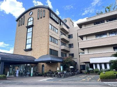 週4日～OK！1日4時間～OK！最寄り駅から徒歩圏内！働きやすい環境の病院での介護スタッフ募集中...
