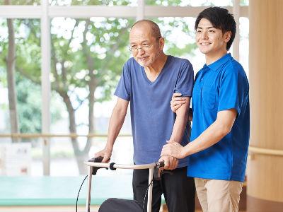 ＼無資格・未経験OK／＼マイカーで通勤もラクラク／＼待遇・給与も充実／医師・看護師と連携しながら...