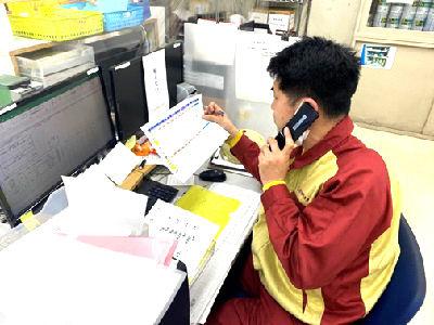 資格・経験不問！物流センターでの事務職員の募集です。業界の事を知らなくても、研修で丁寧に教えます...