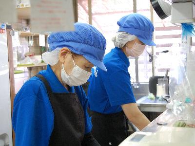 調理スタッフ募集！難しい作業はありませんので、未経験でも大丈夫です！