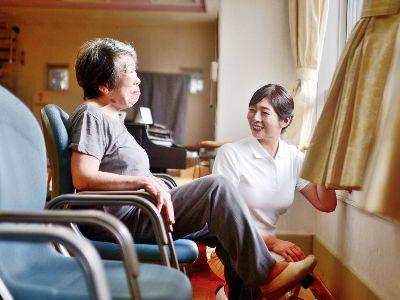 介護老人保健施設で看護スタッフ（パート）募集！