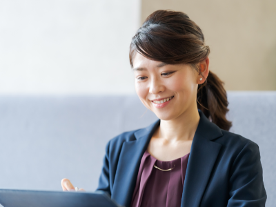 年齢・学歴不問＆未経験でも時給1,200円の高収入！スキマ時間を活用できるイベントPRスタッフを...