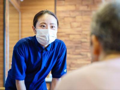 有料老人ホームの介護スタッフ（正社員）募集中！入社後のフォロー体制充実＊資格があれば経験不問で活...