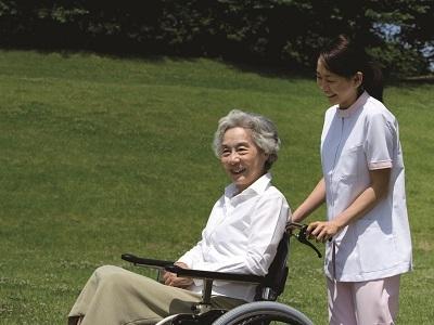 看護師(社員)募集！年間休日124日！個々のレベルアップを応援します♪ブランク可・車通勤可！施設...