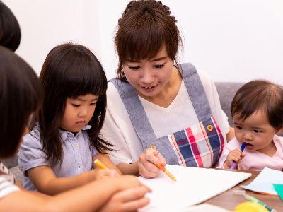 子供たちの輝く未来をサポートするという、大切な役割をお願いします。日々成長するのは、子供たちだけ...