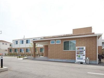 正社員：さくらビレッジでの介護スタッフ※残業なし　※早番・遅番なし