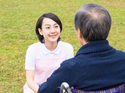 ☆未経験の方・異業種からの転職も歓迎します！☆グループホームでの介護スタッフ（正社員）募集！