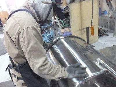 U・I・Jターンも応援！面接率・採用率アップ中！土日祝休み中心！年齢不問！ステンレス研磨の経験者...