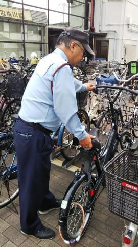 ［堺市堺区］≪施設警備（常駐）≫◆未経験大歓迎！◆堺東駅よりスグ！◆直行直帰OK！出退勤ラクラク！