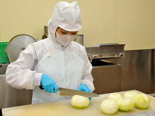 【調理師】≪大和田駅より徒歩15分≫◆守口市内の小学校給食のお仕事！幅広い年代が活躍中！