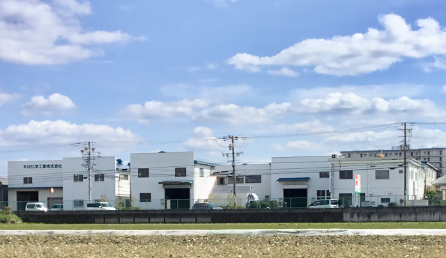 【製造スタッフ】未経験可！経験者優遇！30〜50代の男性活躍中！土日祝休み〈年間休日150日以上〉