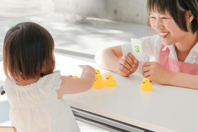 休暇制度＆福利厚生充実☆賞与4ヶ月実績♪【摂津市、認定こども園、保育士/幼稚園教諭、正職員】