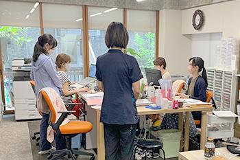 【クリニックでの医療事務】令和4年3月に改装。清潔で綺麗なオフィスです。働いていただきやすい環境！！